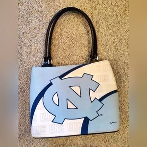 UNC purse Go Tarheels! In excellent condition!